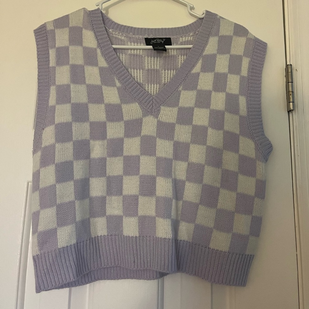 Women’s sweater